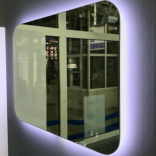 Зеркало с подсветкой AVS Каспий 80х55 см, часы Зеркало с подсветкой AVS Каспий 80х55 см, часы