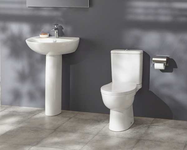 Унитаз-компакт Jacob Delafon Patio UJV102-00+ETB212-00+E70021-00 с микролифтом Унитаз-компакт Jacob Delafon Patio UJV102-00+ETB212-00+E70021-00 с микролифтом