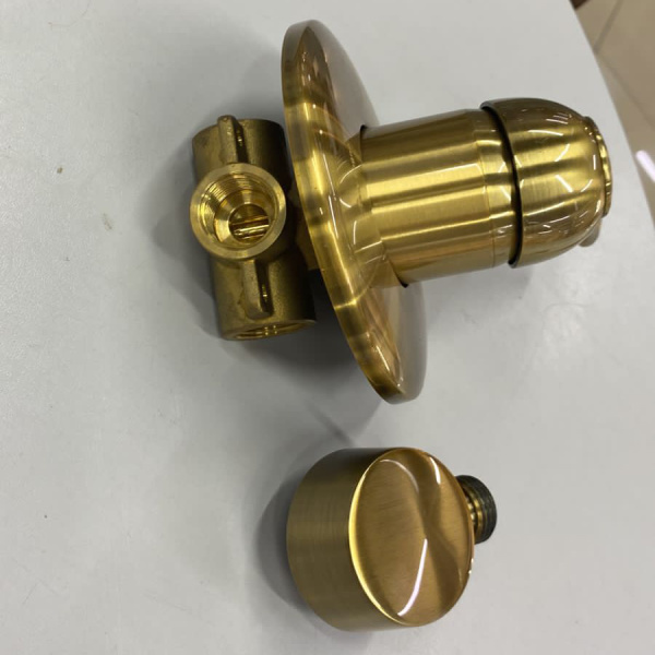 Смеситель для душа Aksy Bagno Biti Light 330L бронза Смеситель для душа Aksy Bagno Biti Light 330L бронза