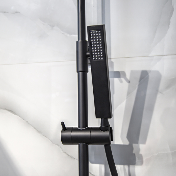 Душевая стойка AVS Cube черный матовый Душевая стойка AVS Cube черный матовый