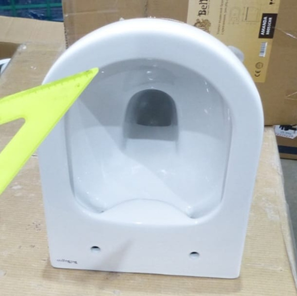 Унитаз подвесной Belbagno Amanda BB051CHR+BB051SC безободковый с микролифтом (УЦЕНКА) Унитаз подвесной Belbagno Amanda BB051CHR+BB051SC безободковый с микролифтом (УЦЕНКА)