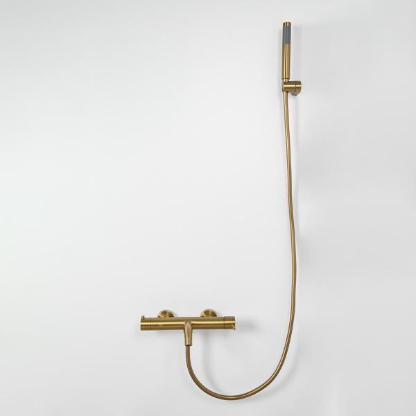 Смеситель для ванны с душем AVS Slimmer брашированное золото Смеситель для ванны с душем AVS Slimmer брашированное золото